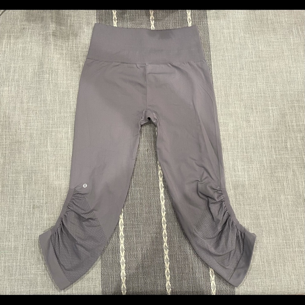 Lululemon Awakening Crop *Taryn Toomey Collection